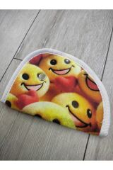 Çocuk Emniyet Kemeri Düzenleyici Ve Tutucu Emniyet Kemer Pedi(GÜLEN EMOJİ) Yumuşak kumaş
