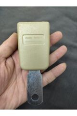 Emniyet Kemeri Kilit Uzun Ayak Demir Bağlama Klipsi (BEJ RENK)