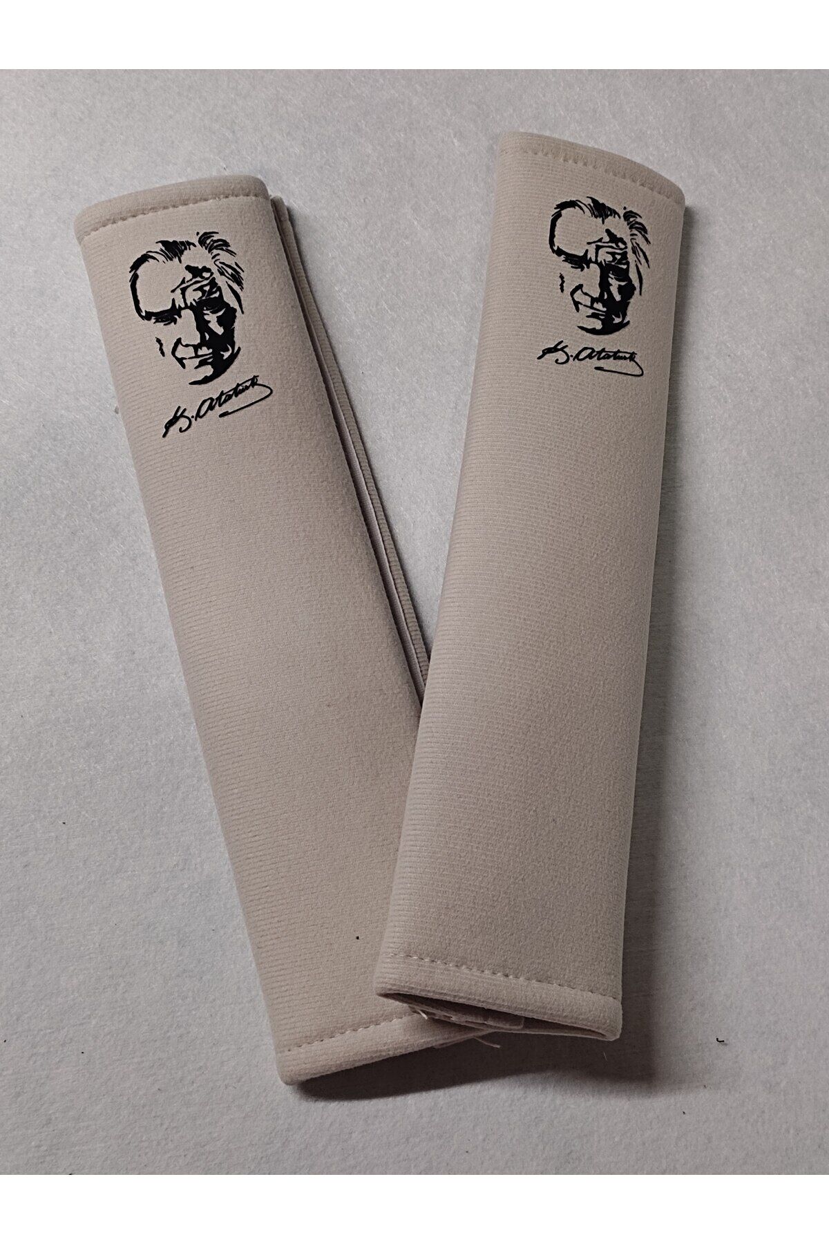 DİJİTAL ATATÜRK BASKILI SİYAH BASKI KİRLİ BEYAZ Araç Emniyet  Kemer Kılıfı & Ped (2 ADET )