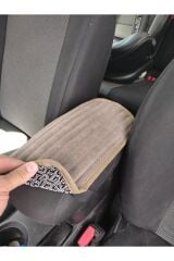 FİAT EGEA Uyumlu Oto Kol Dayama Minderi NAKIŞLI SİYAH 29x19 Cm Kaymaz Alt Yüzey (LASTİKLİ SABİTLEME) Sütlü Kahverengi